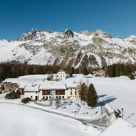 Hotel Chesa Pool Sils Maria