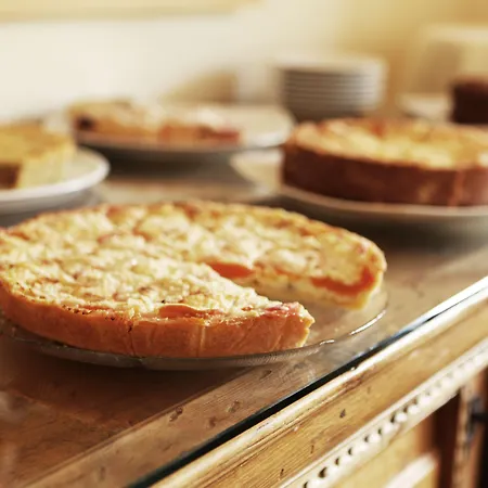 酒店 Chesa Pool 3*