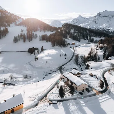 Chesa Pool Hotel Sils Maria