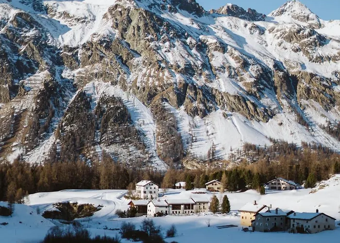 Chesa Pool Sils-Maria