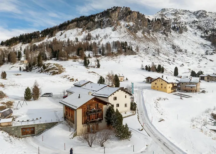 Chesa Pool Sils Maria