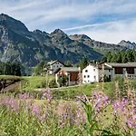 Chesa Pool 3* Sils im Engadin